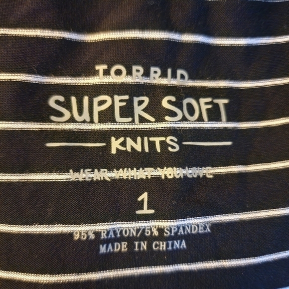 NWT Torrid Super Soft Knits Black White Striped Spaghetti Strap Romper Plus Size - Picture 7 of 9